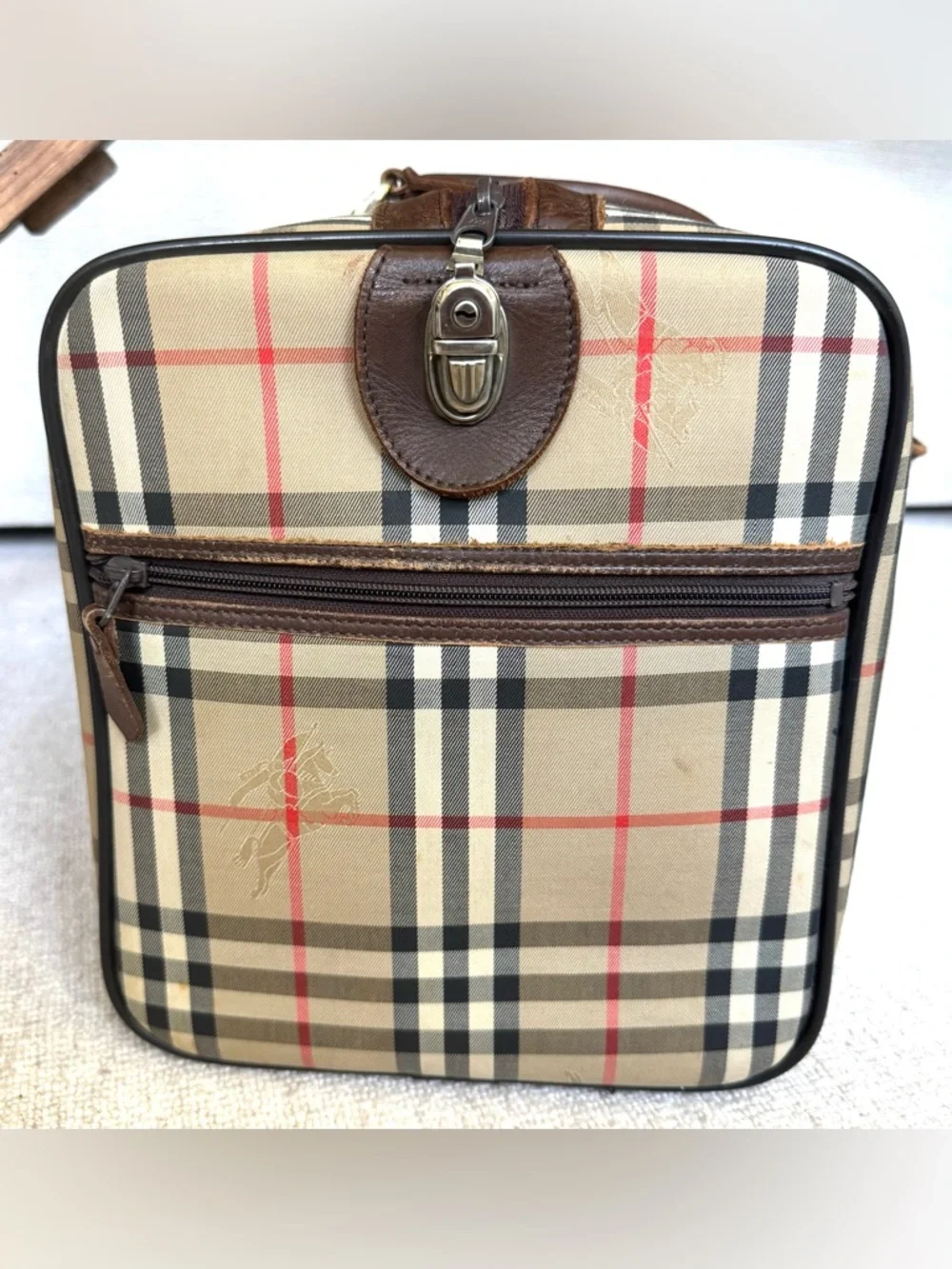 BURBERRYS Vintage Nova Check Travel Duffel Leather Lined Bag EUC